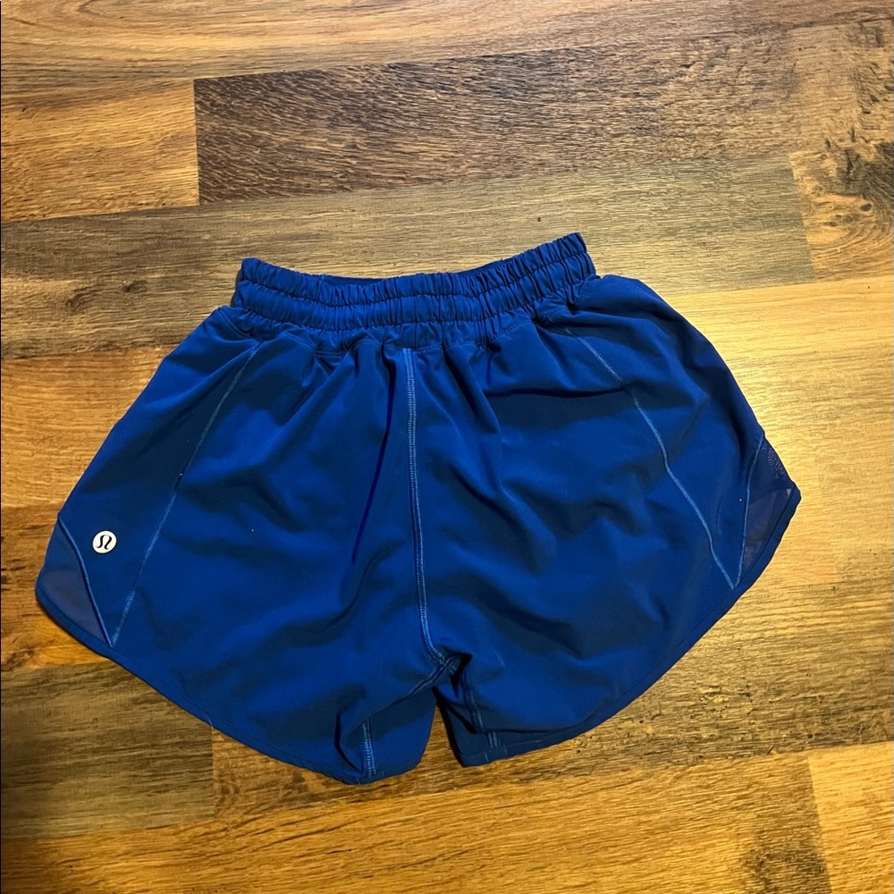 Lululemon shorts Size 0 4 inch